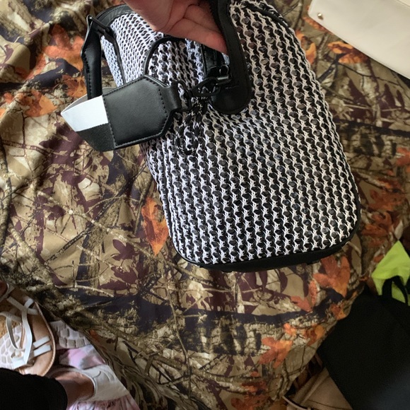 Bag - Picture 3 of 3